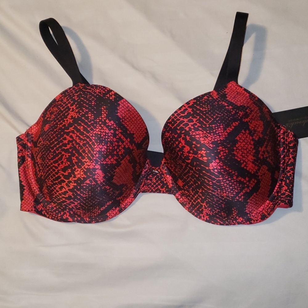 Make V-Day Hot!